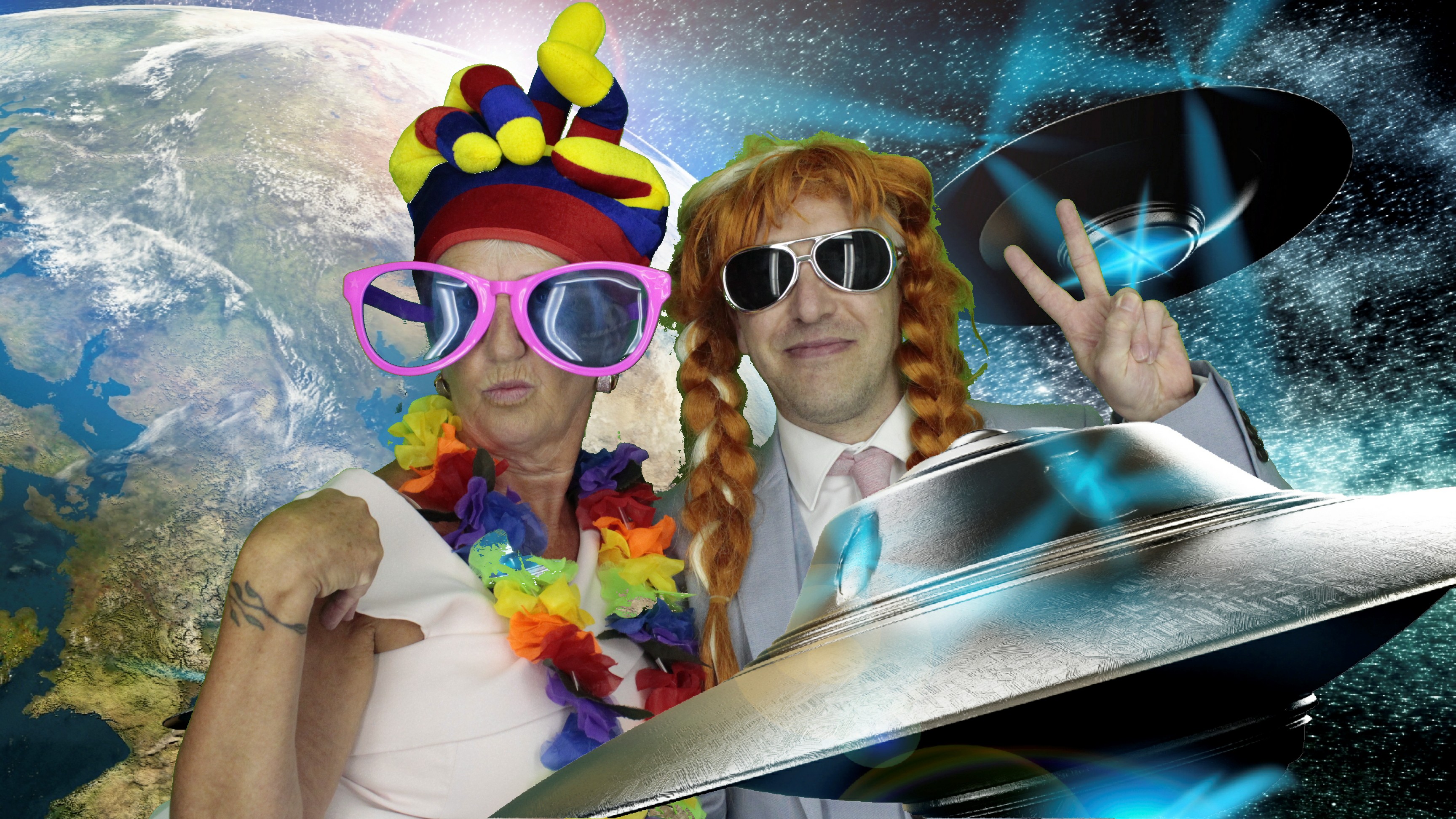 Alan & Maddie | View more photos from the event at gallery.myphotoboothexperience.co.uk/u/MyPhotoBoothExperienceLtd/Alan-Maddie